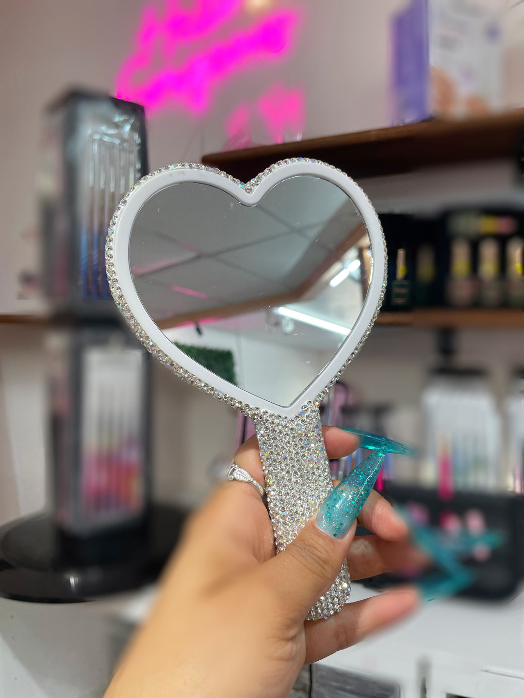 MIRROR HEART SHAPE SILVER