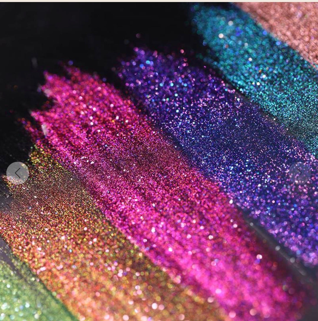 Cat Eye Galaxy – Rivera Beauty / Effet oeil de chat